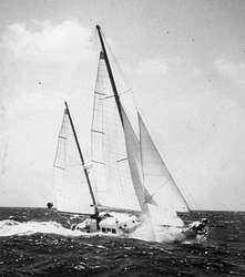 Yacht Ramage Photo
